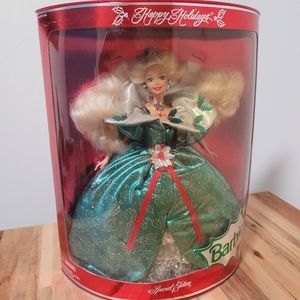 Mattel 1995 Happy Holidays Barbie Doll Special Edition, 14123, Green and…